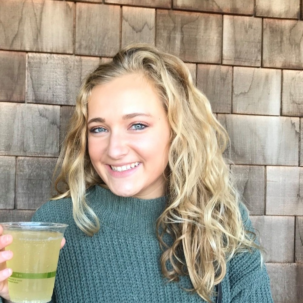Meet your Posher, Stephanie